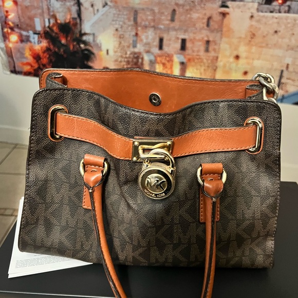 $120 Michael Kors good shape - Picture 3 of 7